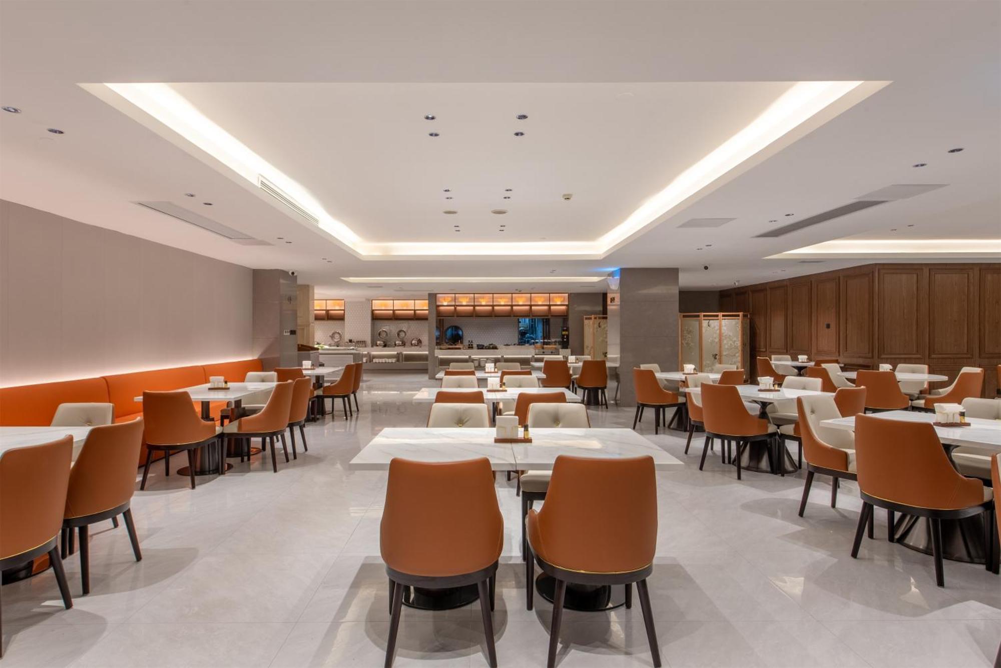 Vienna International Hotel Guangzhou Baiyun International Conference Center Екстериор снимка
